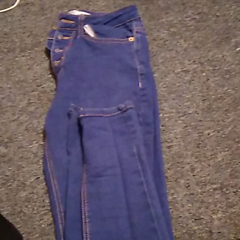 Two jeans